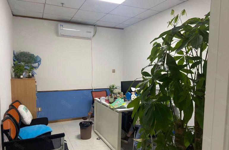 福永桥头地铁口 楼上520平精装修办公研发电子厂房仓库招租