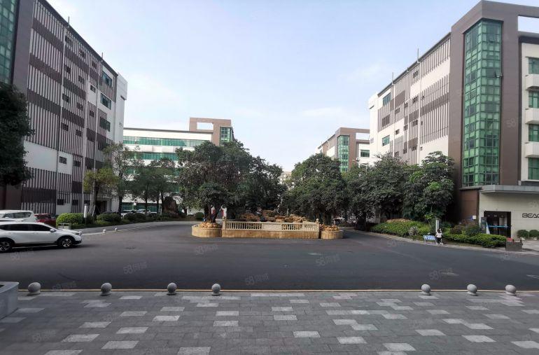 宝安双地铁口一楼4000平精装办公室出租园区形像好交通方便