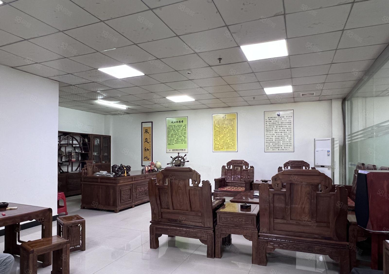 西乡簕竹角 整层1700平米 精装修 带办公室 消防喷淋