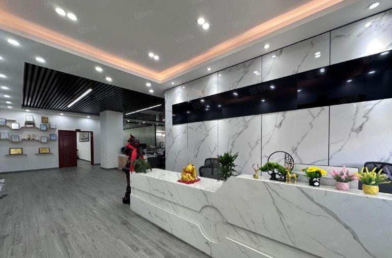 沙井新桥原房东厂房精装800平，大型园区，带卸货平台