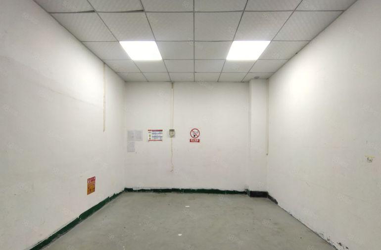 西乡，固戍楼上60平100平260平370小面积厂房仓库