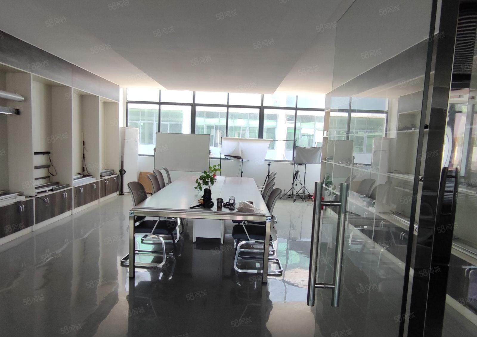 福永1200平精装修厂房办公室仓库出租分租大型园区靠近地铁口