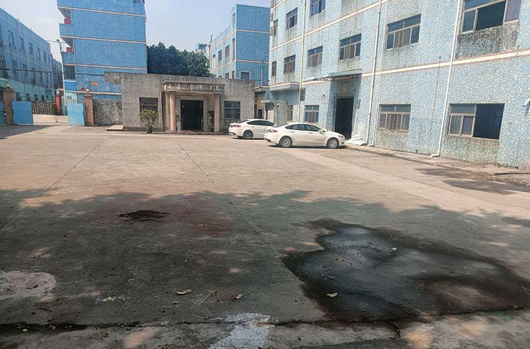 深圳宝安福永主干道旁边大型产业园现成装修大小可分租