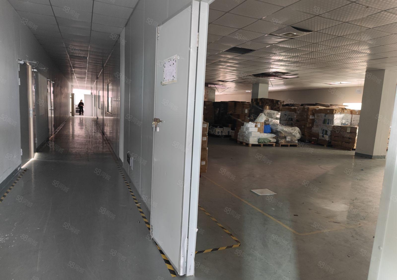 深圳厂房福永和平楼上单层厂房出租电梯口带洁净车间非常适合贴片