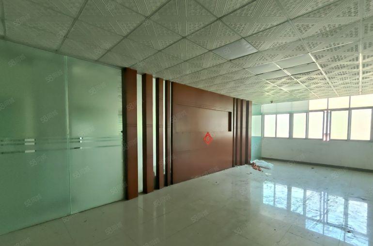 宝安中心区3001500平厂房仓库出租，环境优美停车位充