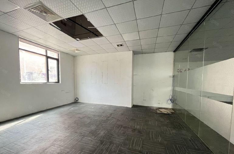 福永机场工业园区带装修一楼1500平厂房仓库出租分租空地大