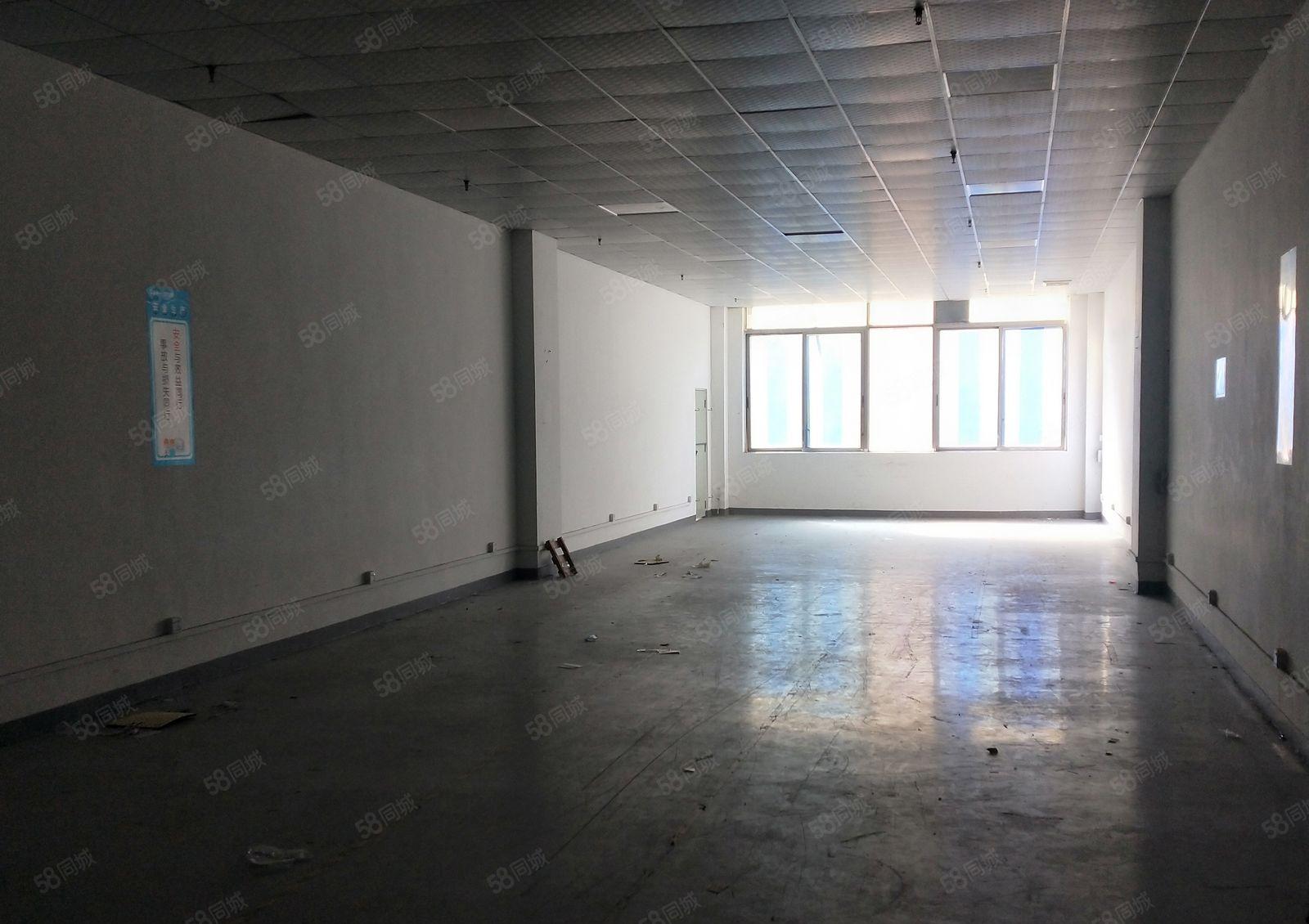 红本厂房！带装修西乡恒丰工业城楼上650平原房东厂房出租