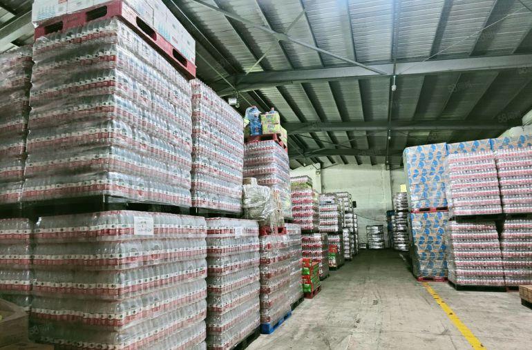 租35元每平临高速口独门独院1万平大型钢构厂房3千平起租