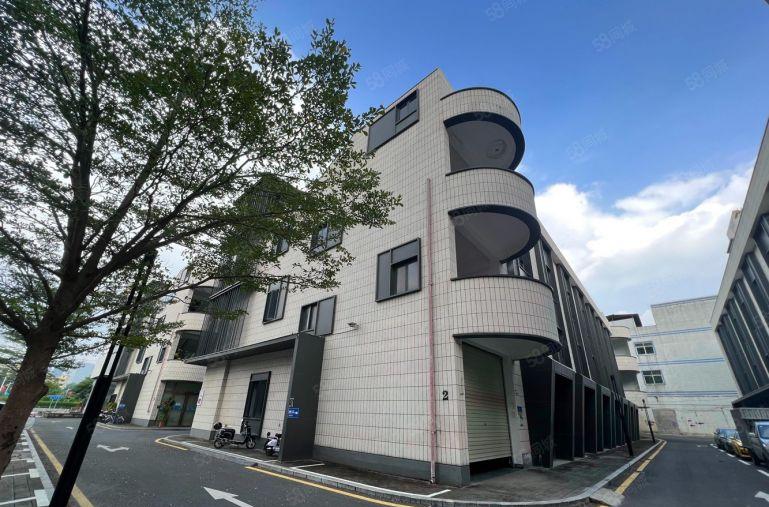 石岩创维松柏路三层小独院3000平方可分租 精装修空地大