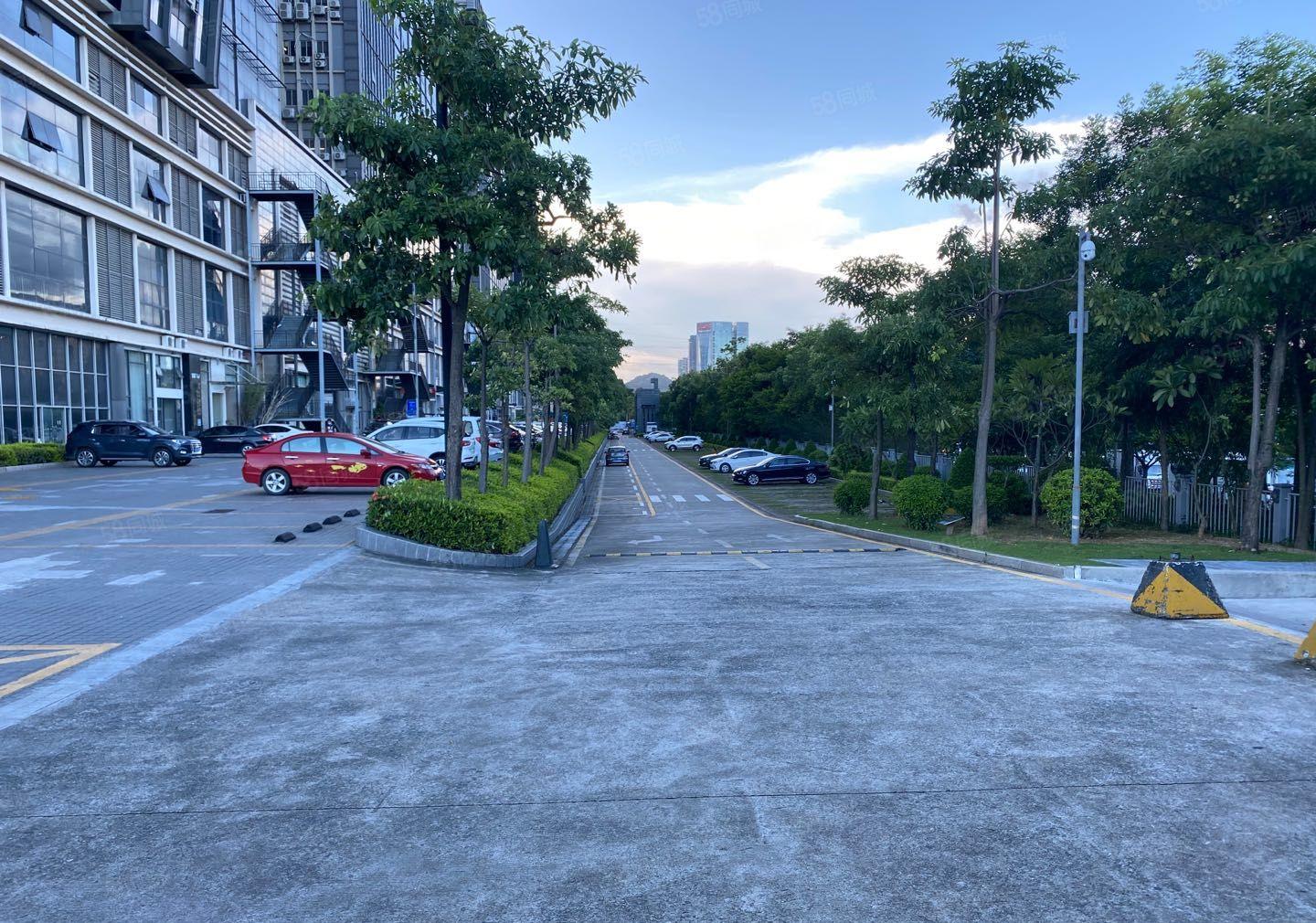 宝安西乡工业园2万平厂房出租500平分租一楼仓库有红本原房东