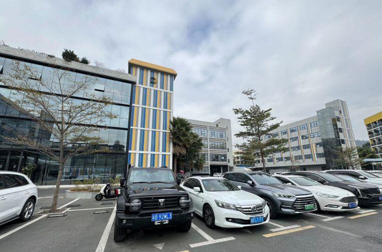 后瑞地铁口高新园区1500平精装修办公研发厂房低价出租可分租