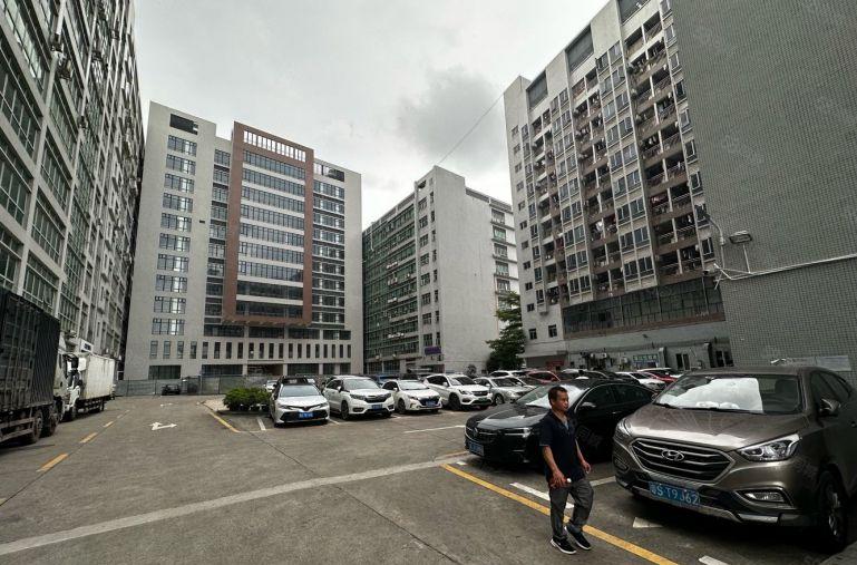 新桥外环高速路口重工业厂房出租2楼1800平实际面积5吨电梯