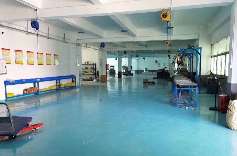 深圳宝安5000平独栋厂房出租可分租带装修空地超大