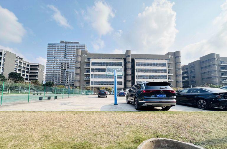 石岩塘头原房东工业园厂房仓库300到3000平出租车位充足