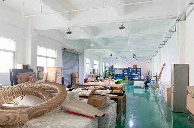 固戍800平米带装修厂房出租，装修好，价格便宜，使用率高