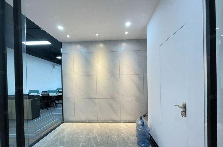 西乡，固戍地铁站，精装办公室小面积出租，68起平85平~95