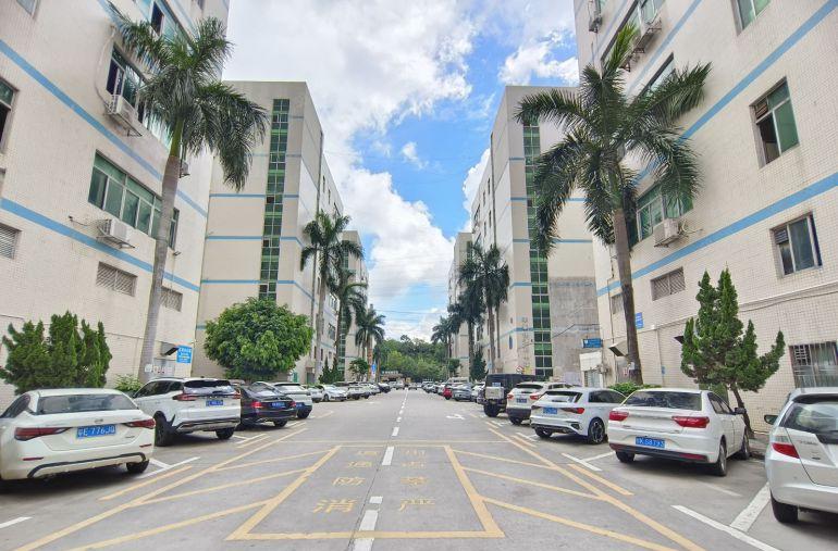 石岩塘头一楼厂房仓库出租500平至3000平方水电齐全