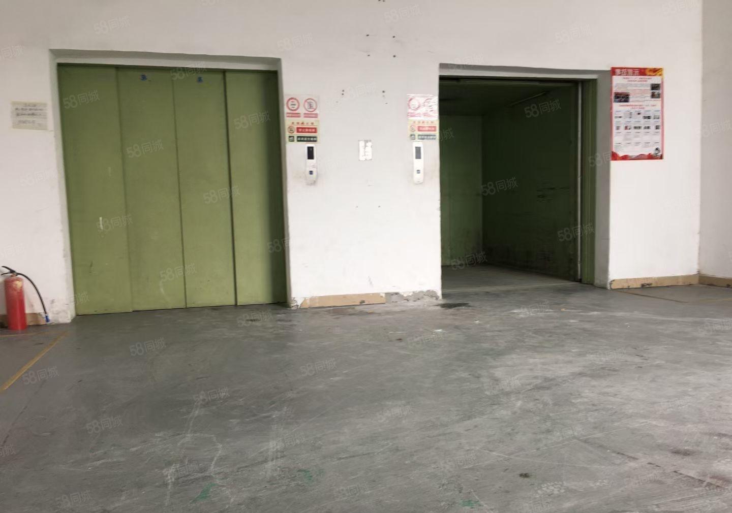 石岩塘头机荷高速出口新出一二楼单层面积3300平方一层