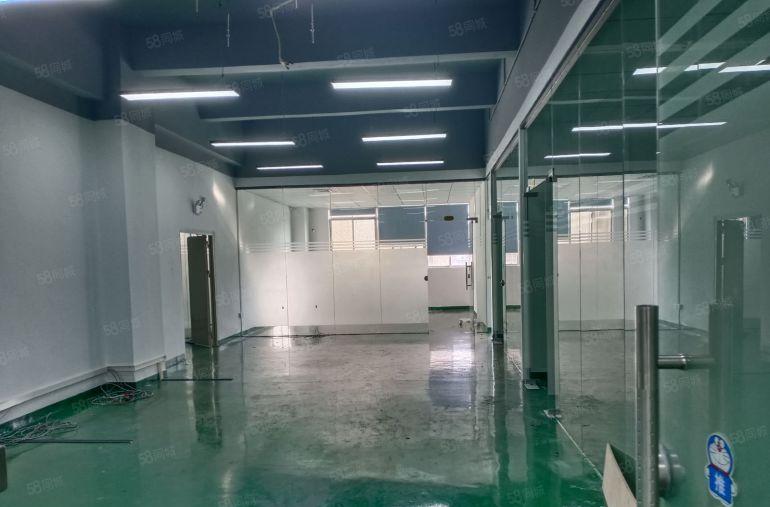 石岩新出楼上2楼1360平米带装修厂房出租，现成水电办公室