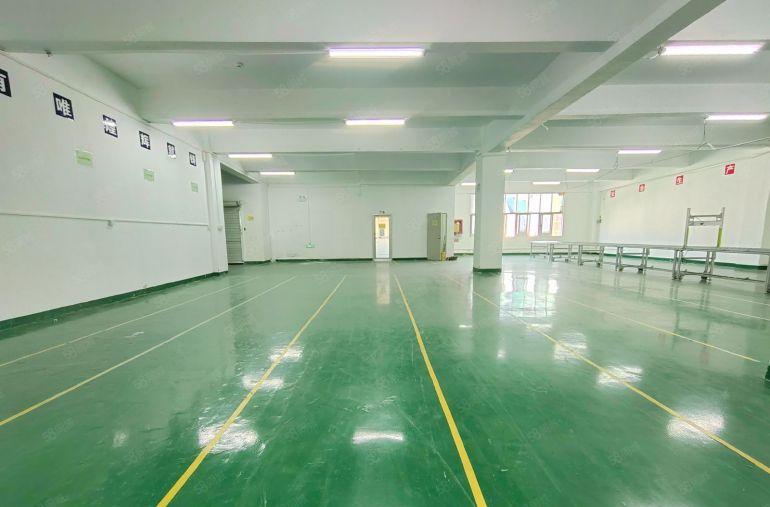 九围大型工业区，800平厂房仓库出租，租金25元，电对供电局