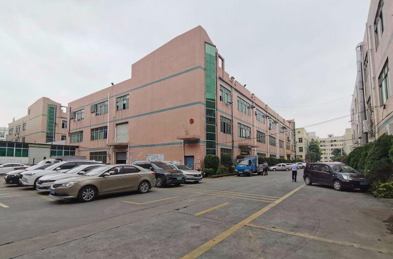 石岩石龙仔原房东200平至500平厂房出租1楼厂房仓库可分租