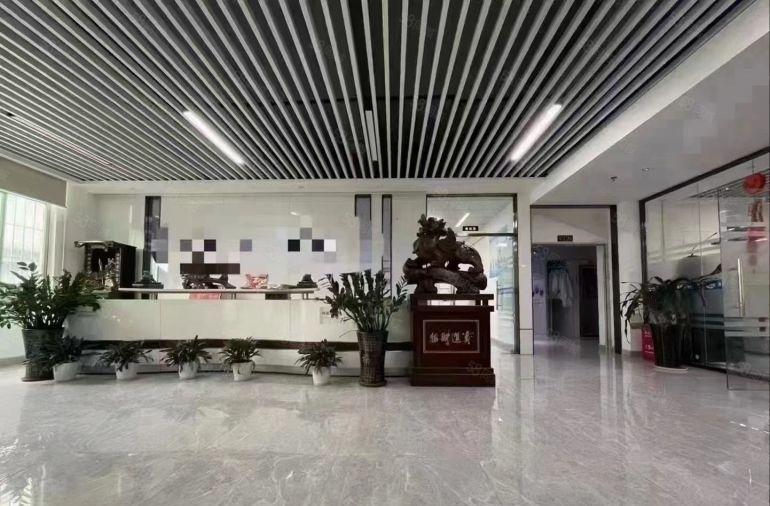 宝安西乡固戍地铁口楼上1000平精装修厂房出租无尘车间分租