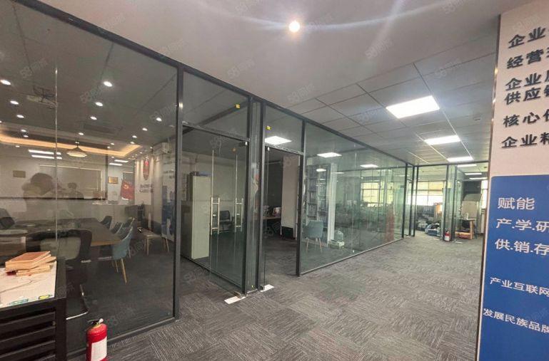 西乡固戍地铁口附近楼上500平精装修办公研发仓库厂房低价出租