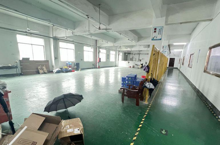 石岩街道塘头二楼标准厂房500平出租分租实际使用面积低价