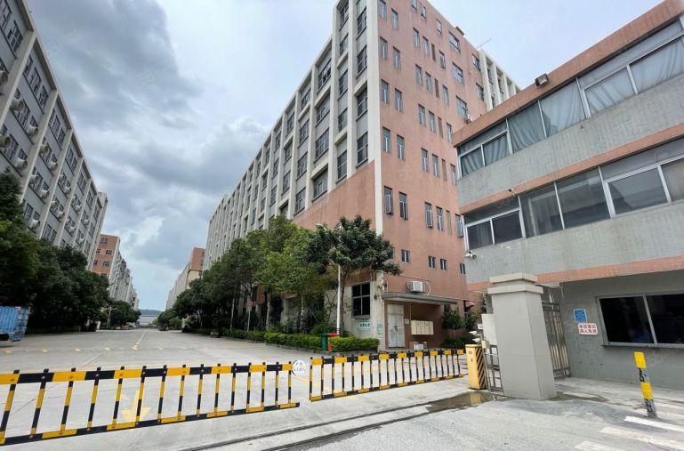 西乡后瑞地铁口原房东红本工业园区1000平精装修厂房出租招租