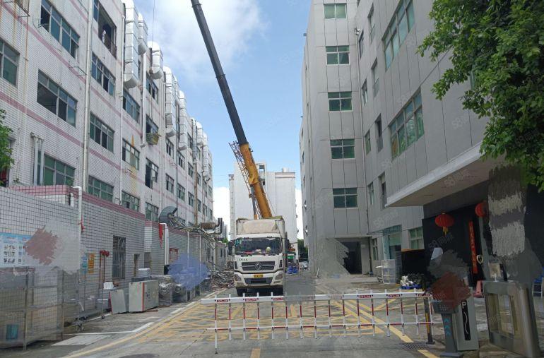 固戌二路107靠国道附近，原房东楼上整层2500平！使用率高