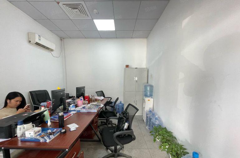 西乡鹤洲桃源居，一楼带装修400平230平厂房出租，租金40