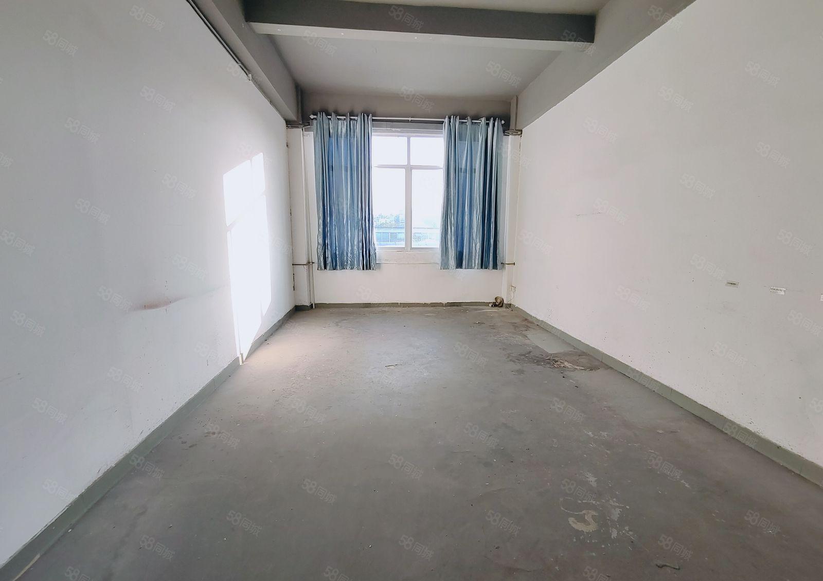 宝安沙井楼上1000平特价厂房出租精装修 500平起可分租