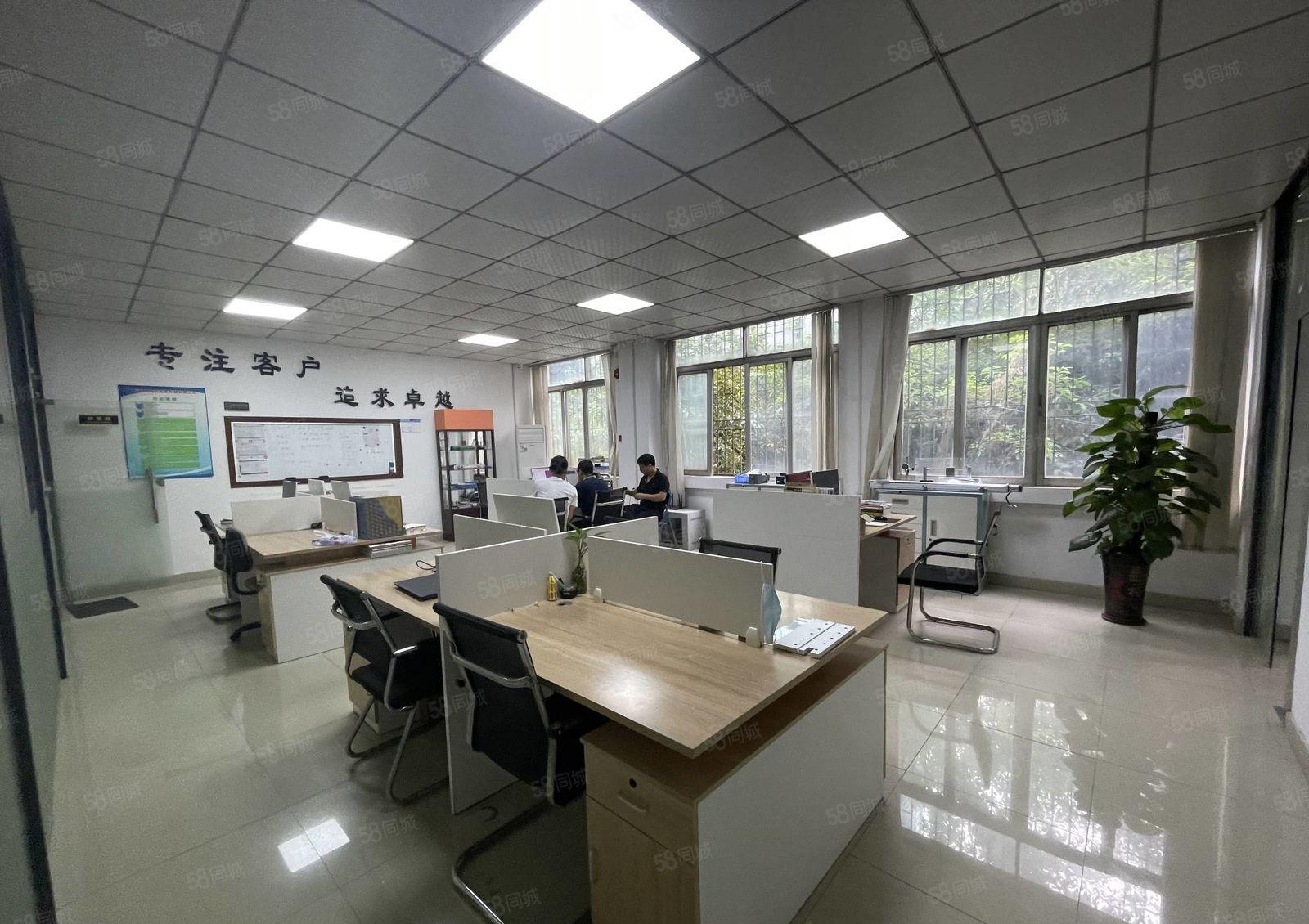 福永塘尾地铁口附近800平精装修厂房出租交通方便无转让费