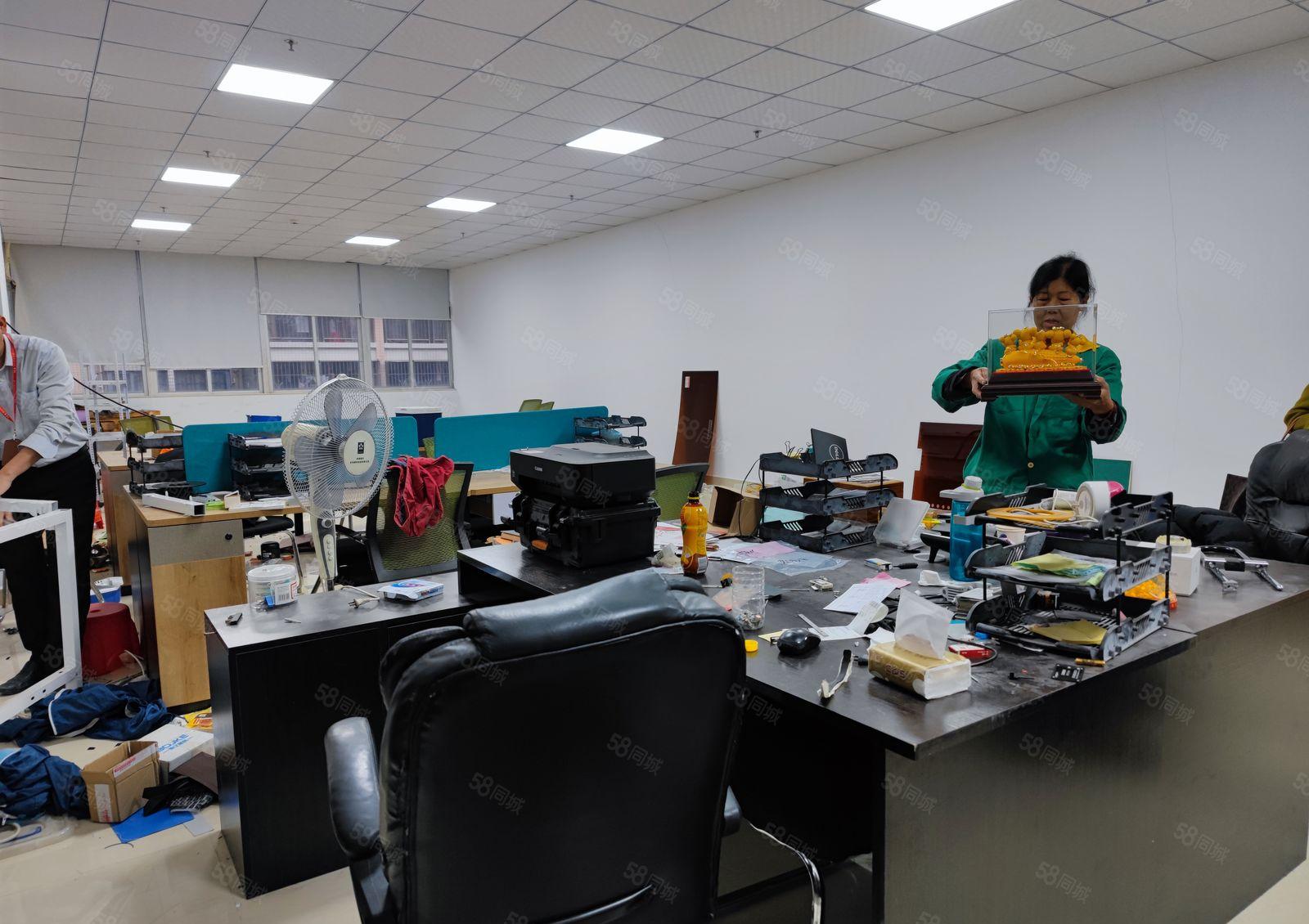 深圳租房福永立新湖旁湖景厂房出租精装修交通便利配套齐全