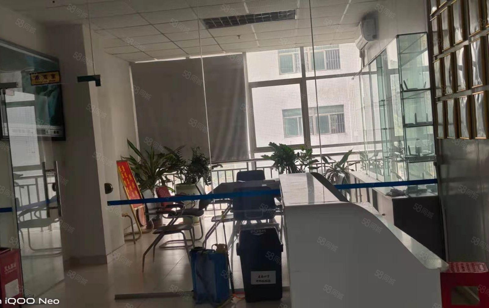 西乡固戍地铁口装修办公厂房550平至5000平方房东出租