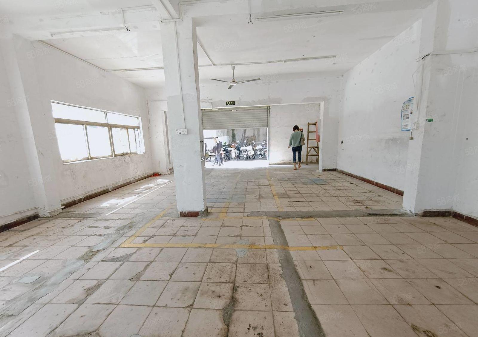 福永新田社区一楼168平厂房仓库出租交通便利易招工形象好