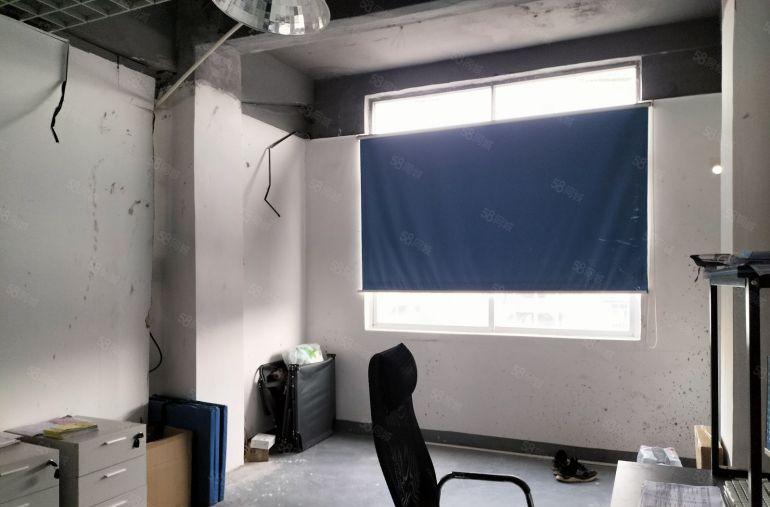 石岩同富裕400精装修无尘车间低价厂房仓库空土地车位一楼出租