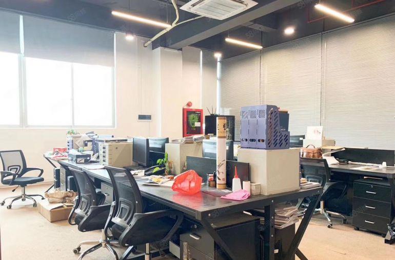 沙井马安山地铁口1000平整层豪装办公电商仓库厂房出租招租