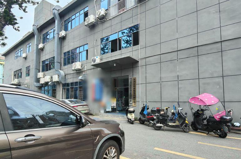 地铁口临街一楼500平带靓装租35元每平位置形象俱佳