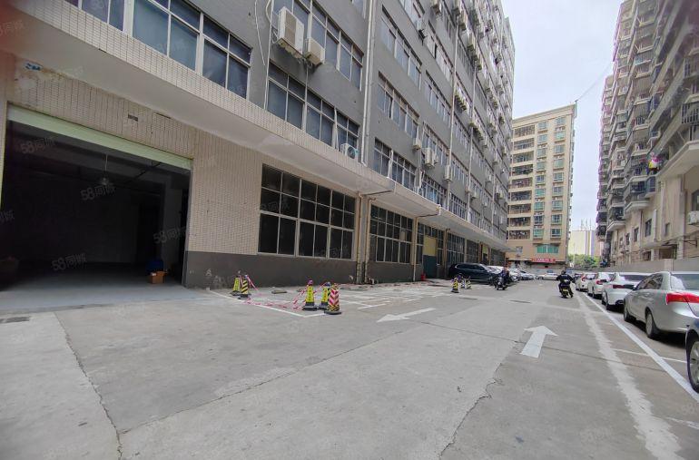 福永107国道边上大型工业园一楼980平招租带装修空地大