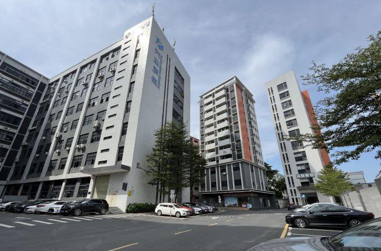 200平起分宝安石岩创维科技工业园2000平厂房出租仓库分租