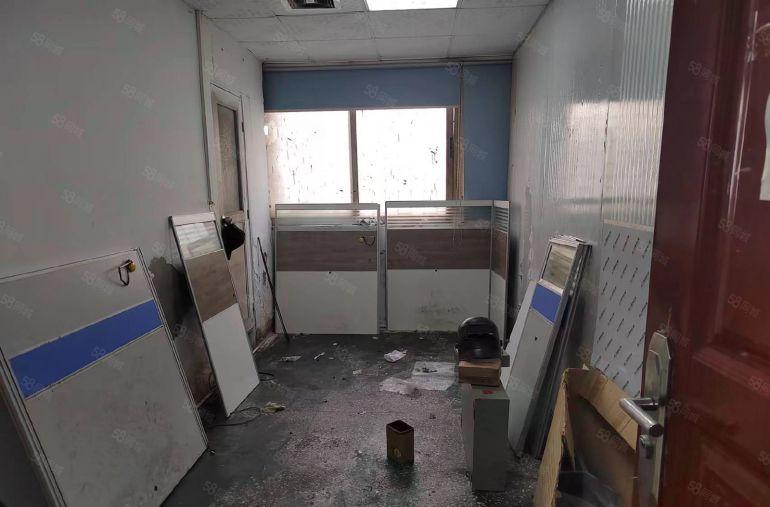 沙井中心路旁98工业园一楼200平方米精装修厂房出租