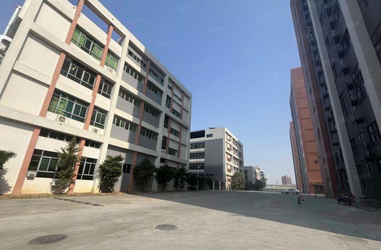 17元石岩上屋地铁口6千平原房东独门独院厂房出租带装修