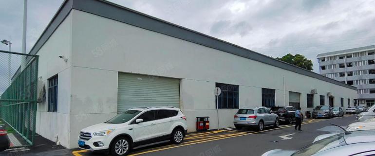 D9 159 4922 2613宝安石岩厂房仓库出租，环境好