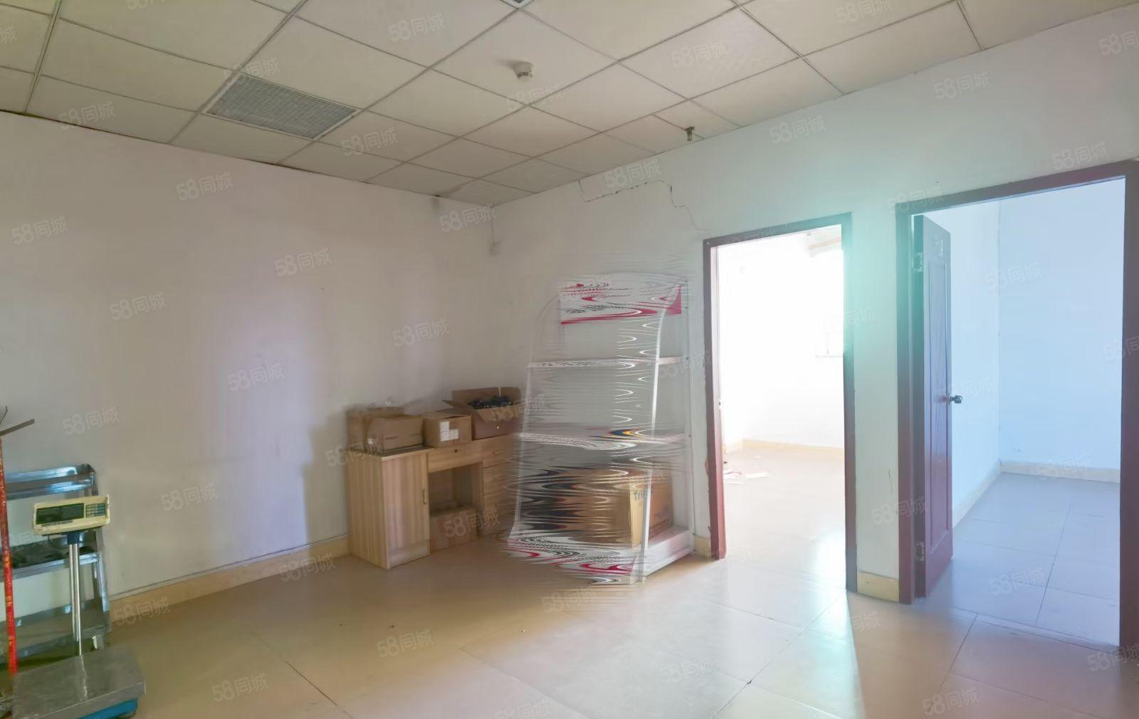 沙井原房东自建厂房楼上整层1300平精装修无转让费出租