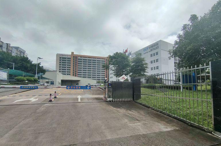 宝安西乡500平地铁口附近原房东深圳厂房出租园区形象好