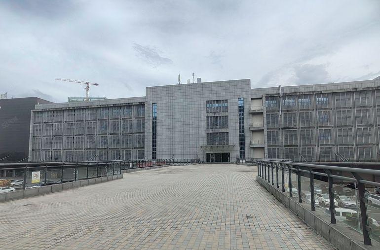 西乡工业园区整栋6000平实际面积出租国企物业直租交通方便