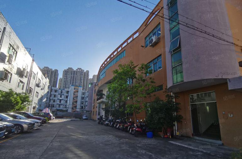 沙井后亭楼上300平精装修重工业厂房出租，