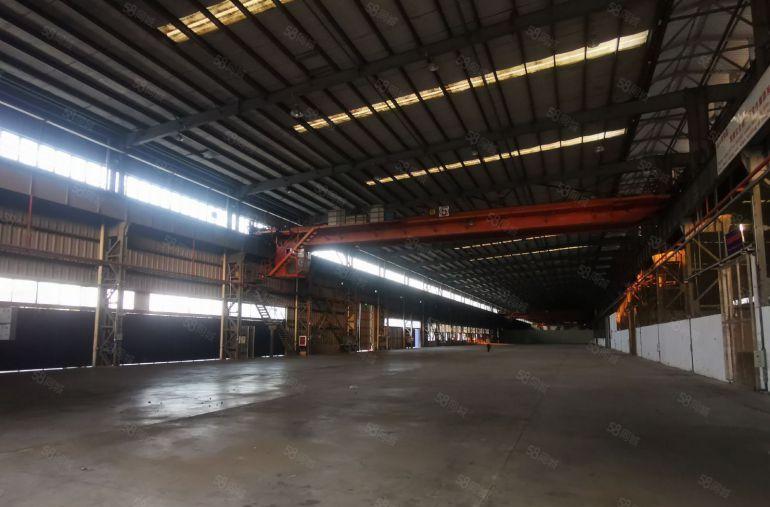 松岗外环高速出口1.8万平方钢构厂房出租可分租，15米高