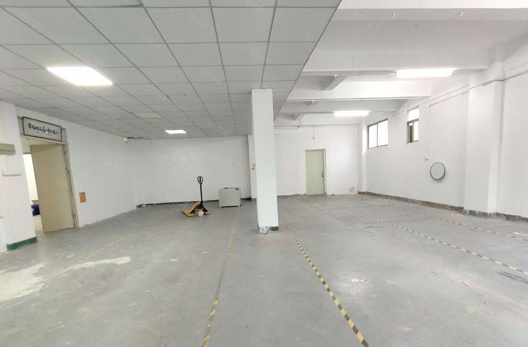 固戍一路，370平650平带带装修厂房仓库低价出租，水电齐全